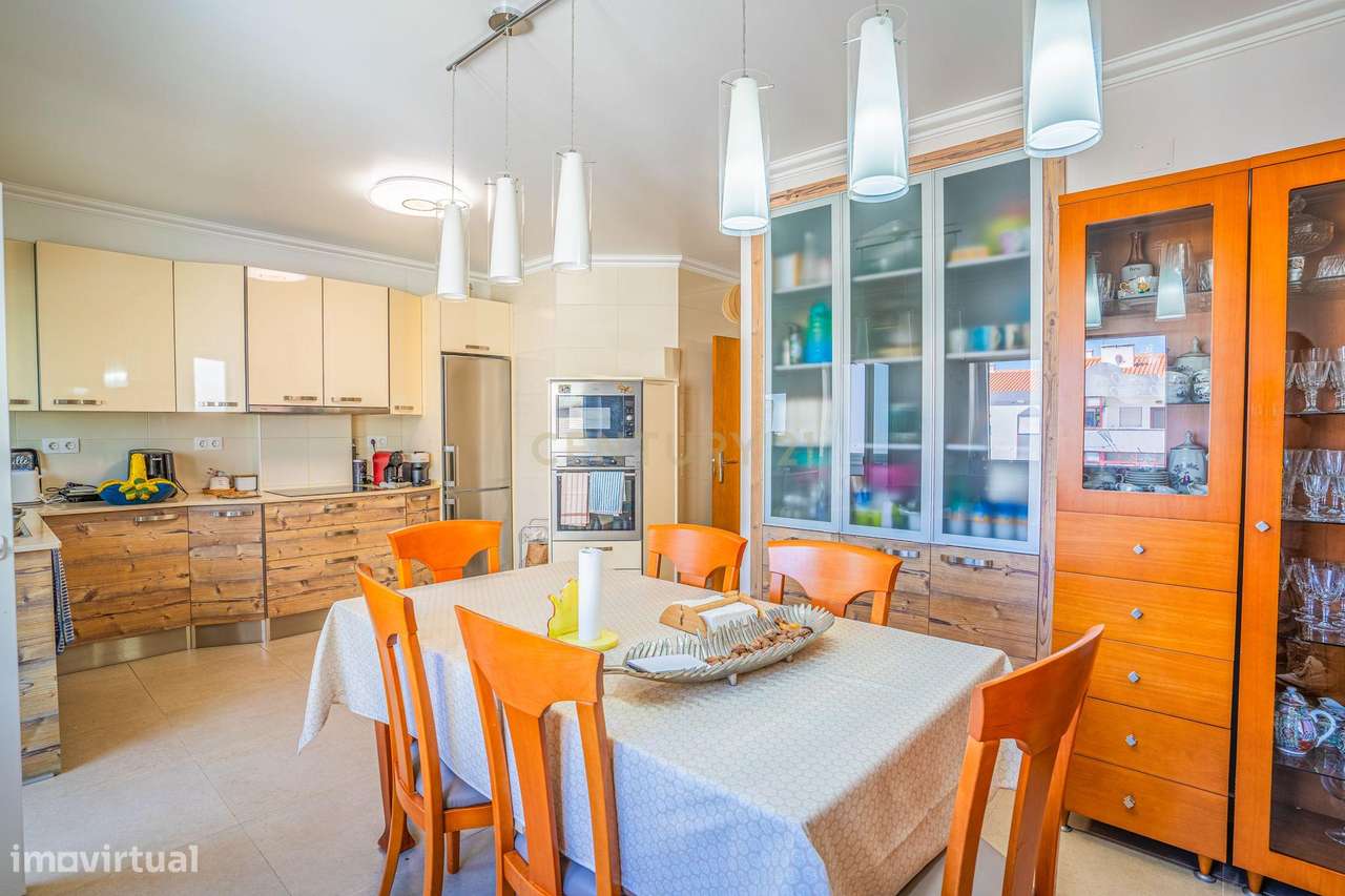 Apartamento Duplex remodelado em Caldas da Rainha! - Grande imagem: 4/49