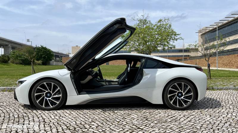 BMW i8 Standard - 1