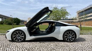 BMW i8 Standard