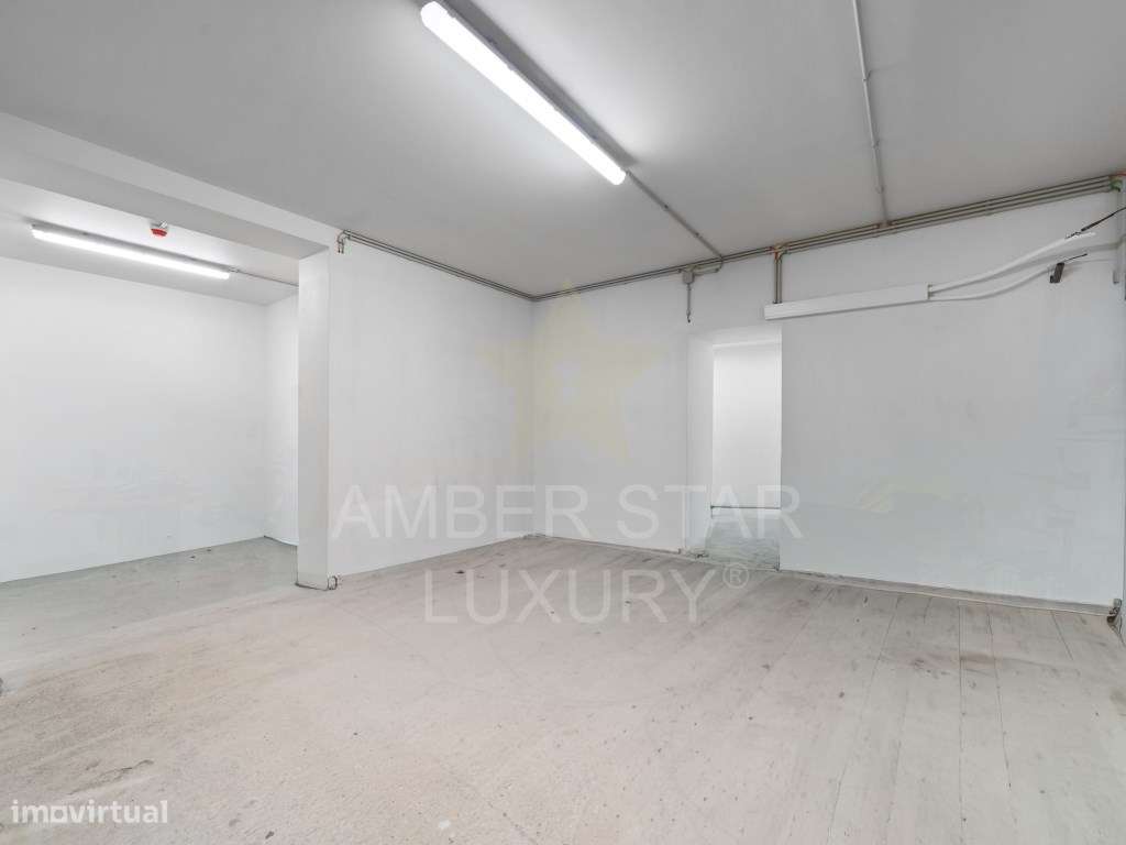 Loja de 69,60 m2 em localização privilegiada no Pálacio Bijou - Grande imagem: 4/13