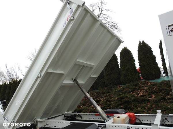 Iveco DAILY 35C13 WYWROTKA TEMPOMAT KLIMATYZACJA BLIŹNIACZE KOŁA 130KM [ 544360 ] - 23