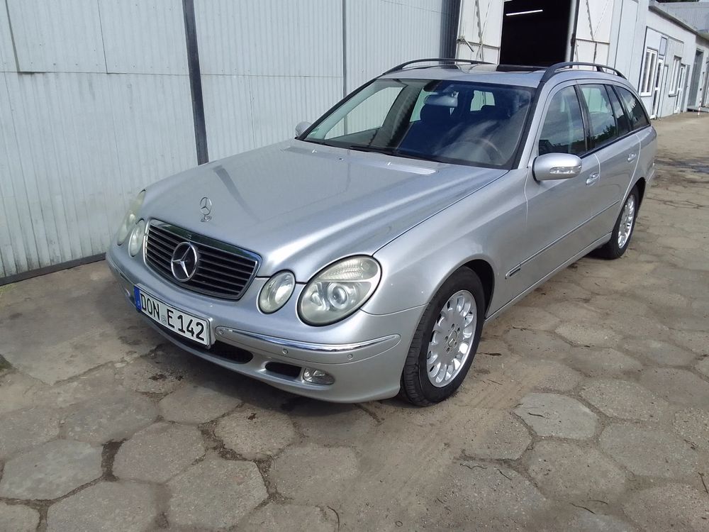Mercedes-Benz E W211 2003
