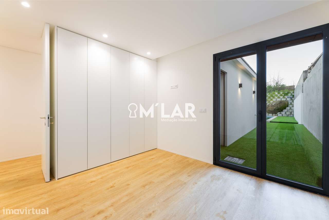 Apartamento T3 com piscina, Novo, no Centro de Vila Verde-32