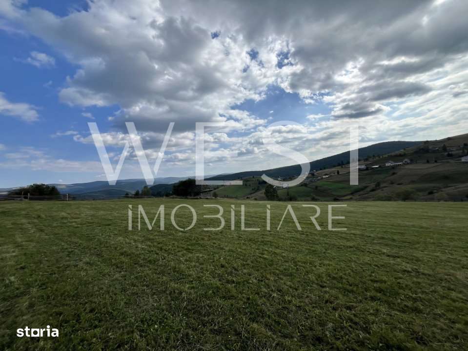 Teren pretabil Parc Panouri Fotovoltaice / Cabana | Orientare SUDICĂ - Imagine principală: 2/4