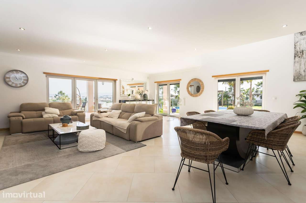 Moradia de Excelência em Vila Alegre | Fernão Ferro com Vista PANORAMI-39