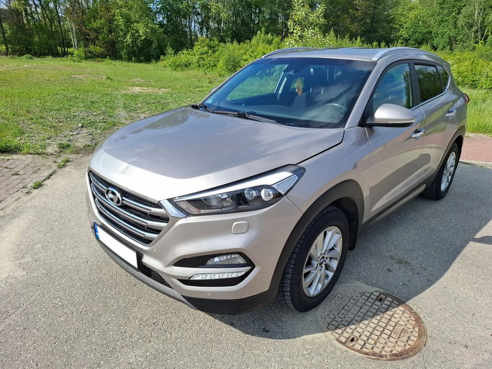 Hyundai Tucson III 1.6 T-GDi Style 4WD DCT 2016