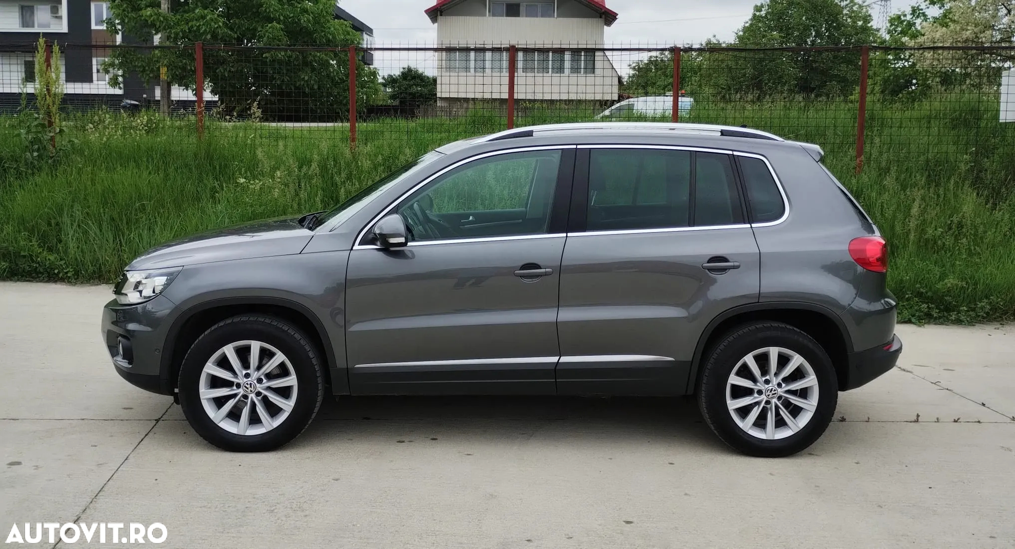 Volkswagen Tiguan 2.0 TDI 4Motion BMT Sport & Style - 6