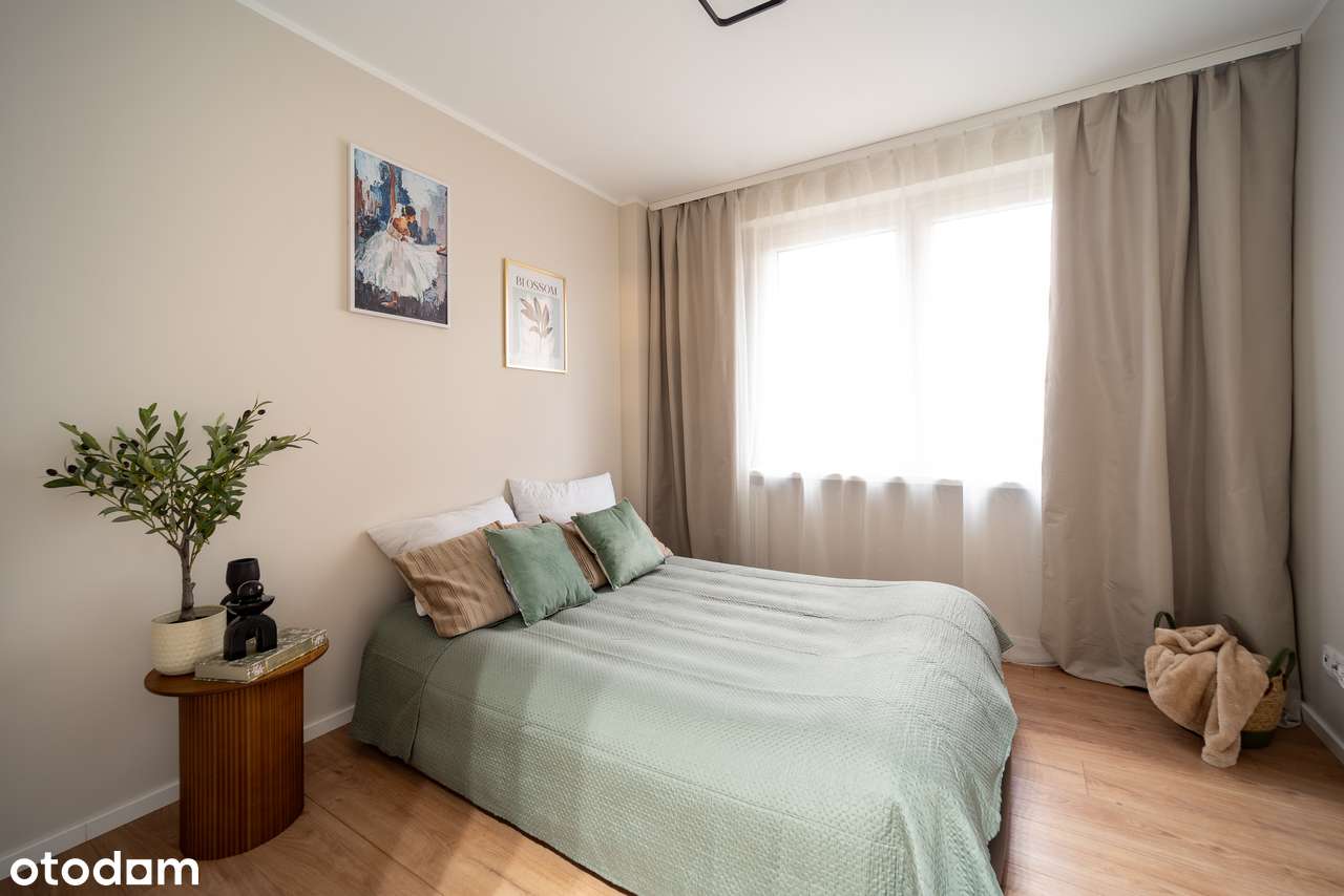 Centrum miasta / Parking za SZLABANEM / Po generalnym remoncie! - Pełny obrazek: 5/14