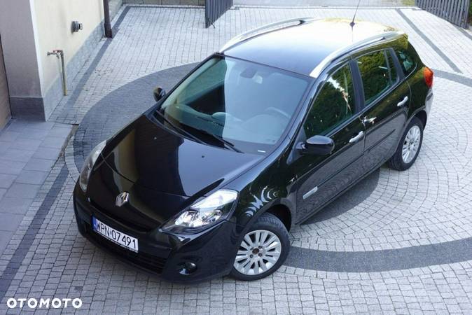 Renault Clio - 17