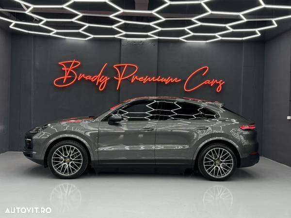 Porsche Cayenne Coupe - 2