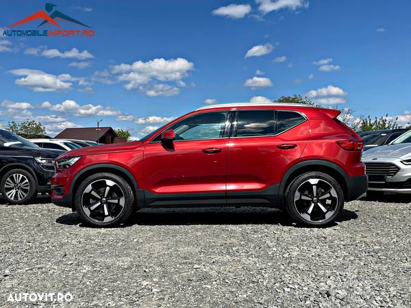 Volvo XC 40 D4 AWD Geartronic Momentum Pro - 25