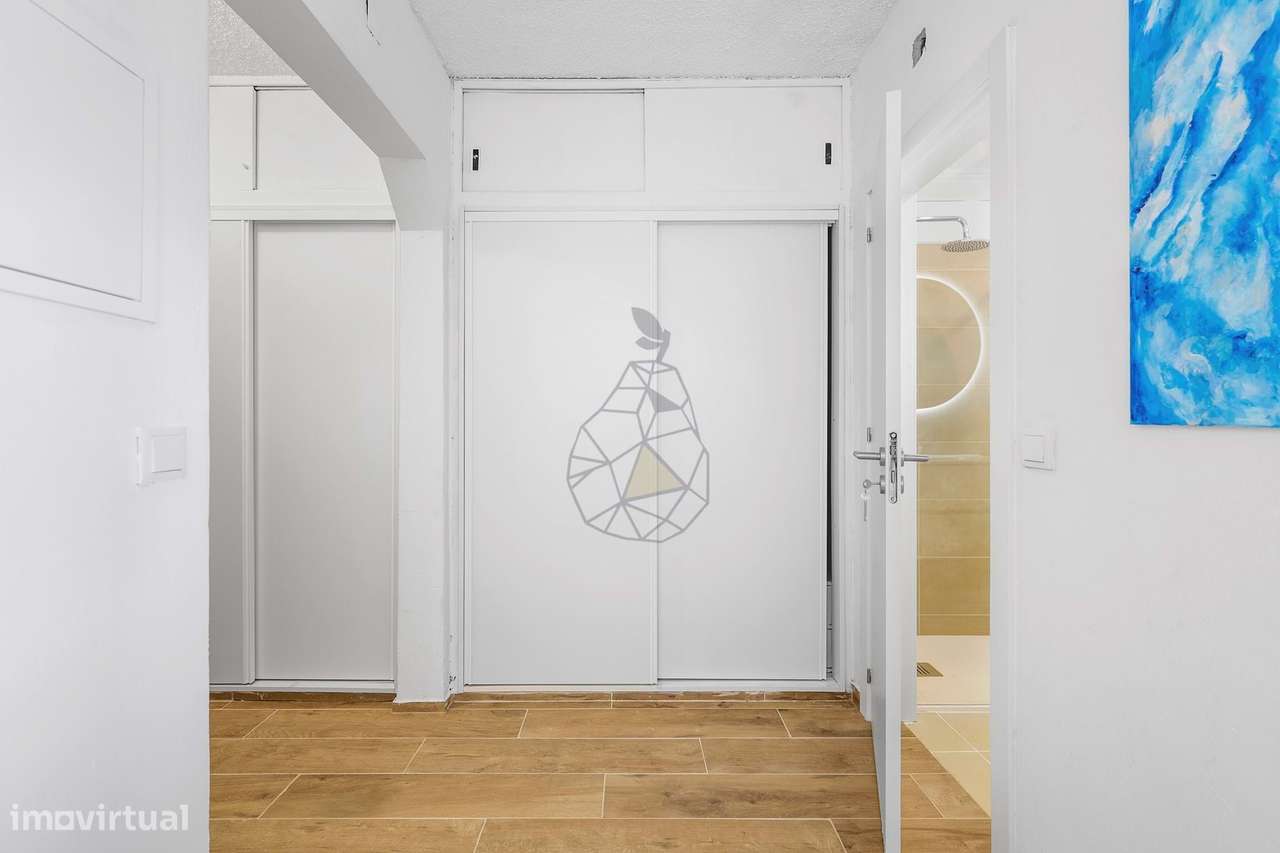Apartamento Renovado T1 no Centro de Portimão-28