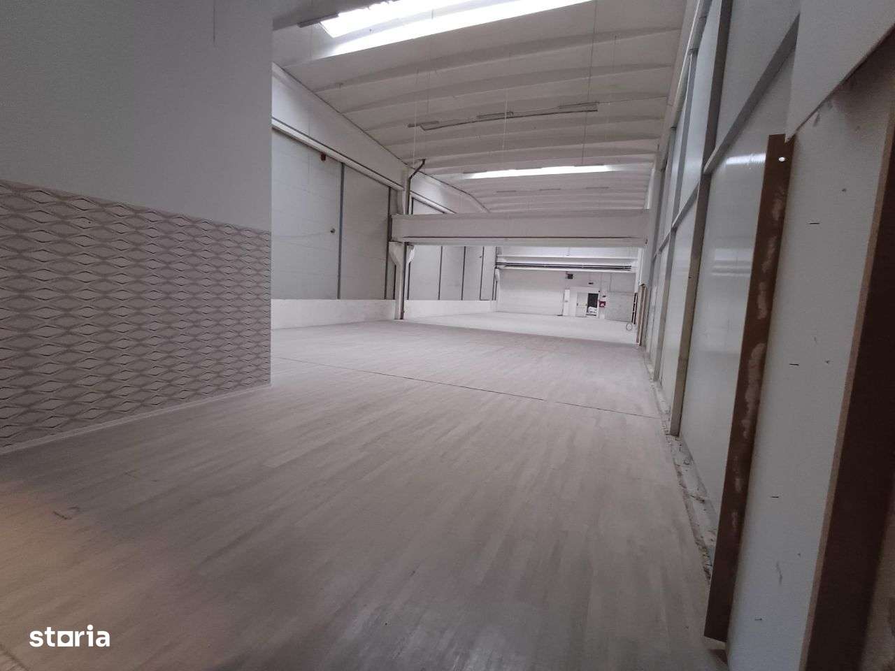 Proprietar, inchiriez spatiu comercial si birouri, 1.740 mp - Imagine principală: 4/10