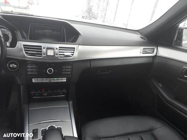 Mercedes-Benz E 200 BlueTEC 7G-TRONIC Edition - 11