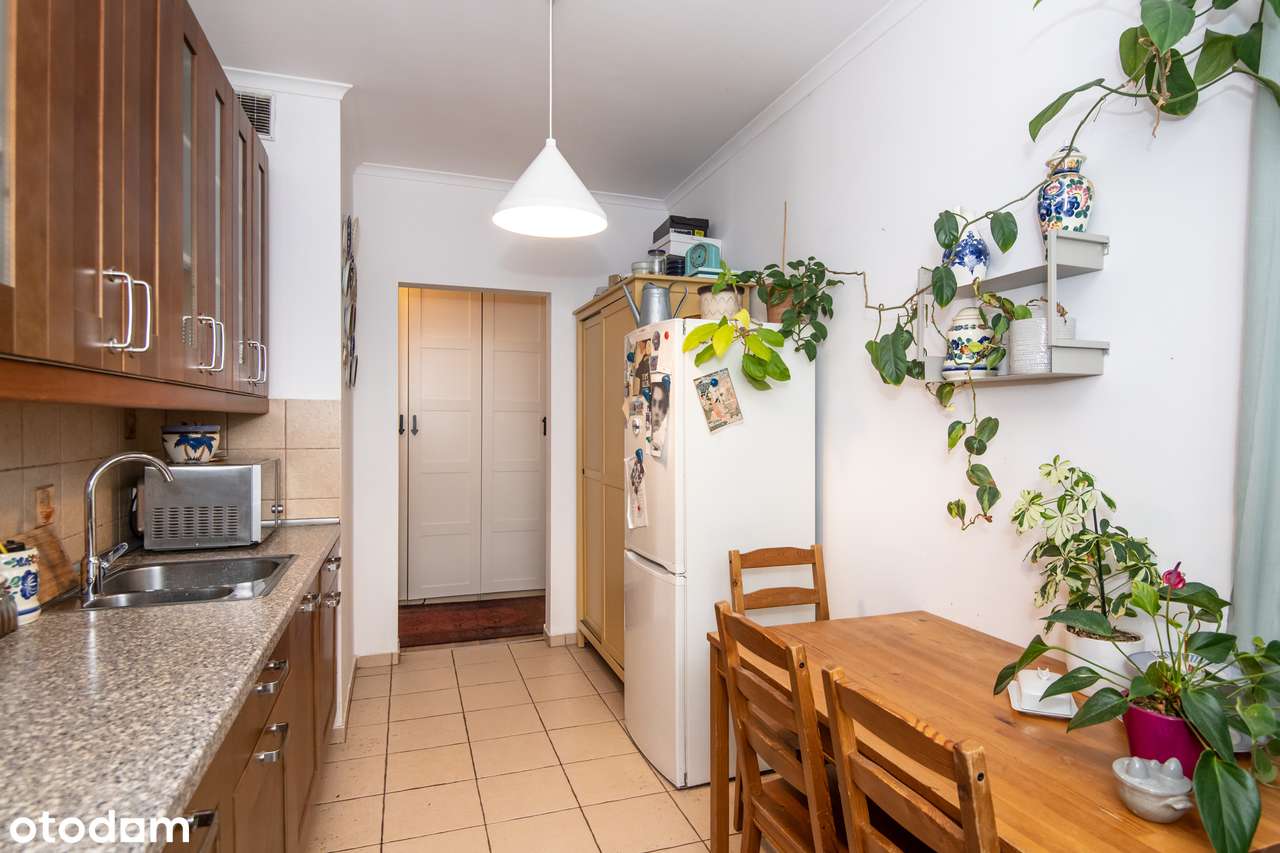 Wygodne mieszkanie z balkonem i wyposażeniem-5