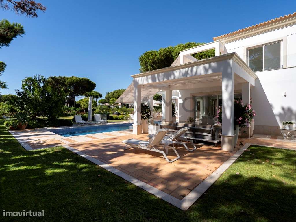 Classe e Luxo, moradia de 4 Quartos na Quinta do Lago-27