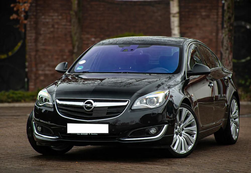 Opel Insignia A 2.0 Turbo 4x4 Automatik Innovation 2015