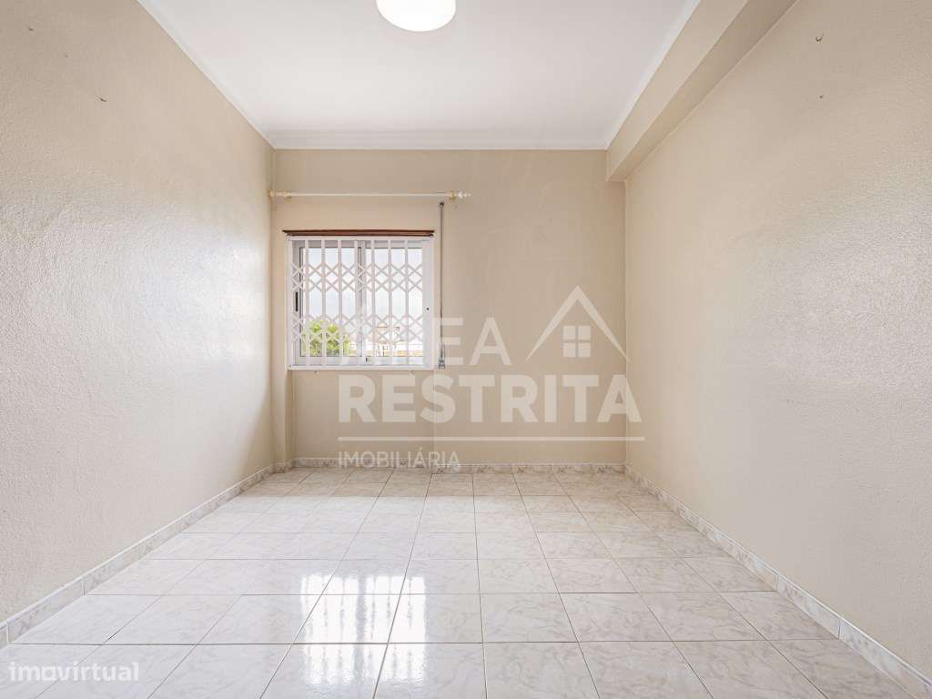 Apartamento T3 no Barreiro | Rés-do-Chão | Excelente Localização-35