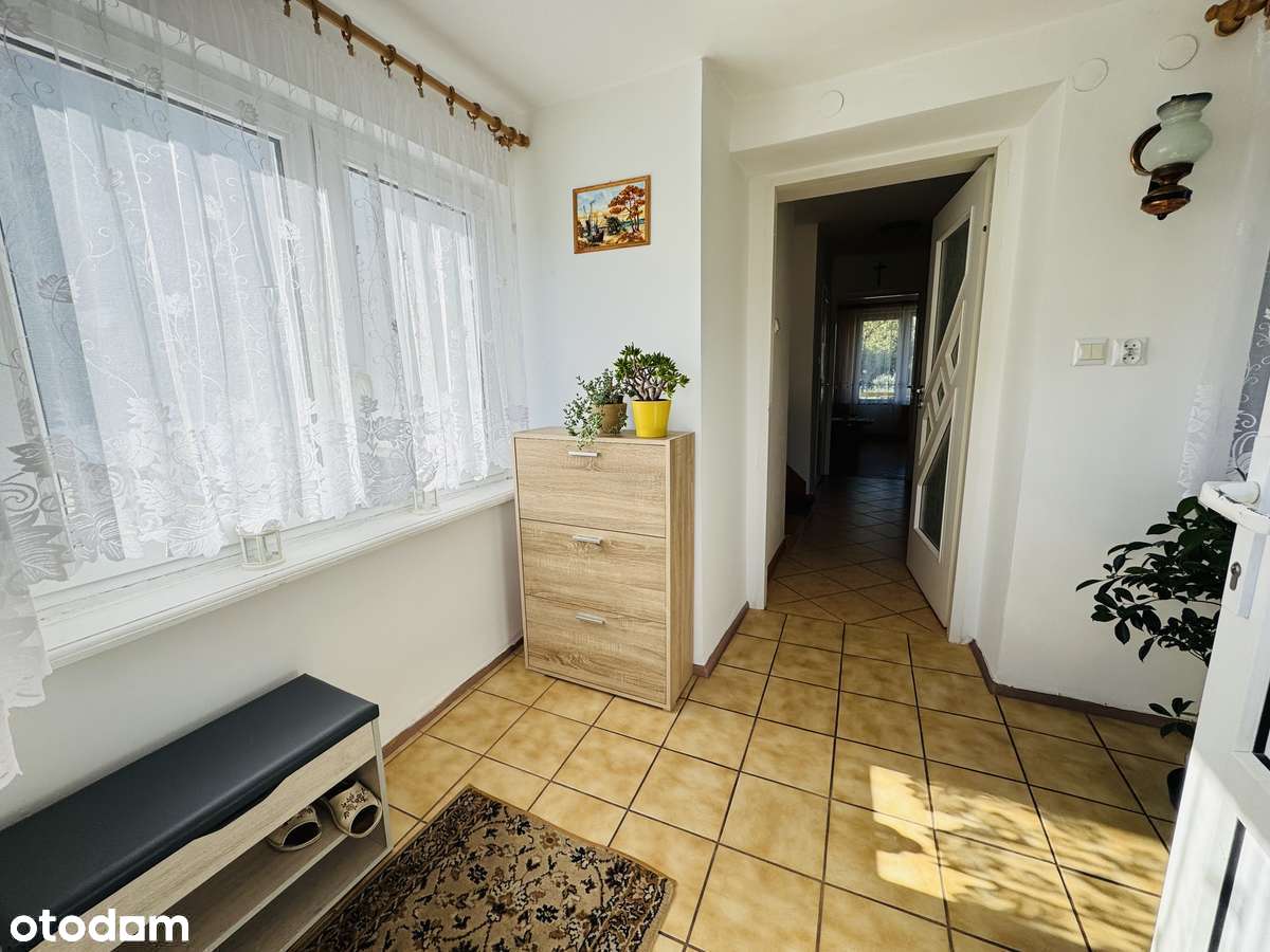 Urokliwy dom z ogrodem u podnóża Ślęży – Sobótka, ul. Słowiańska - Pełny obrazek: 4/16