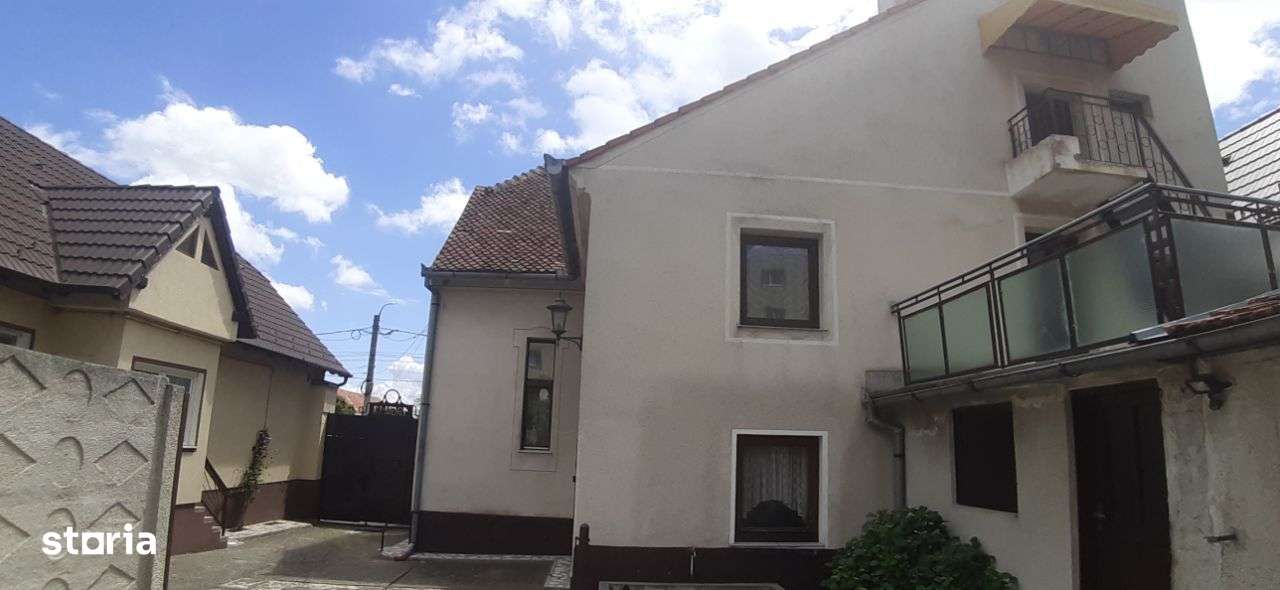 Vindem casa Codlea, Central - Imagine principală: 1/10