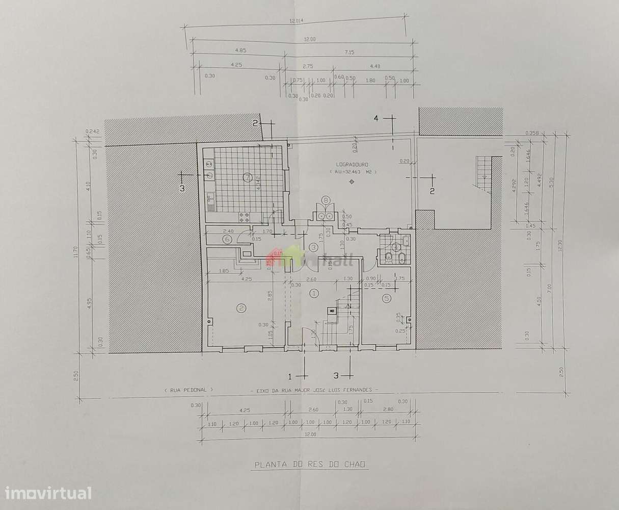 Moradia T4 com Piscina no Centro Alhos Vedros-44