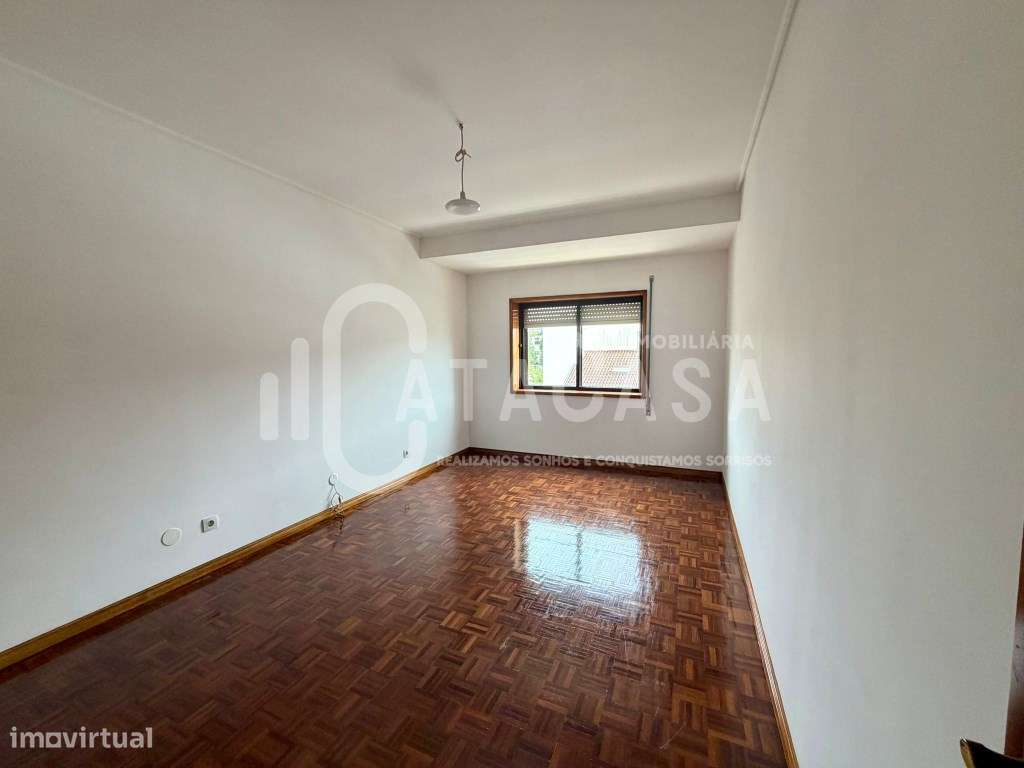 Apartamento T3 no centro de Águeda para venda-16
