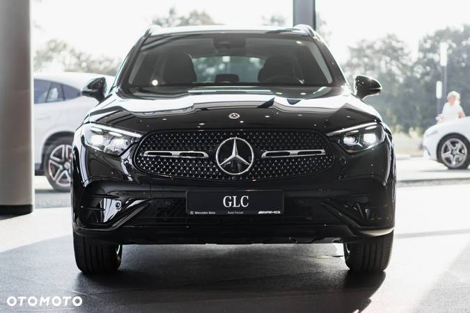 Mercedes-Benz GLC - 2