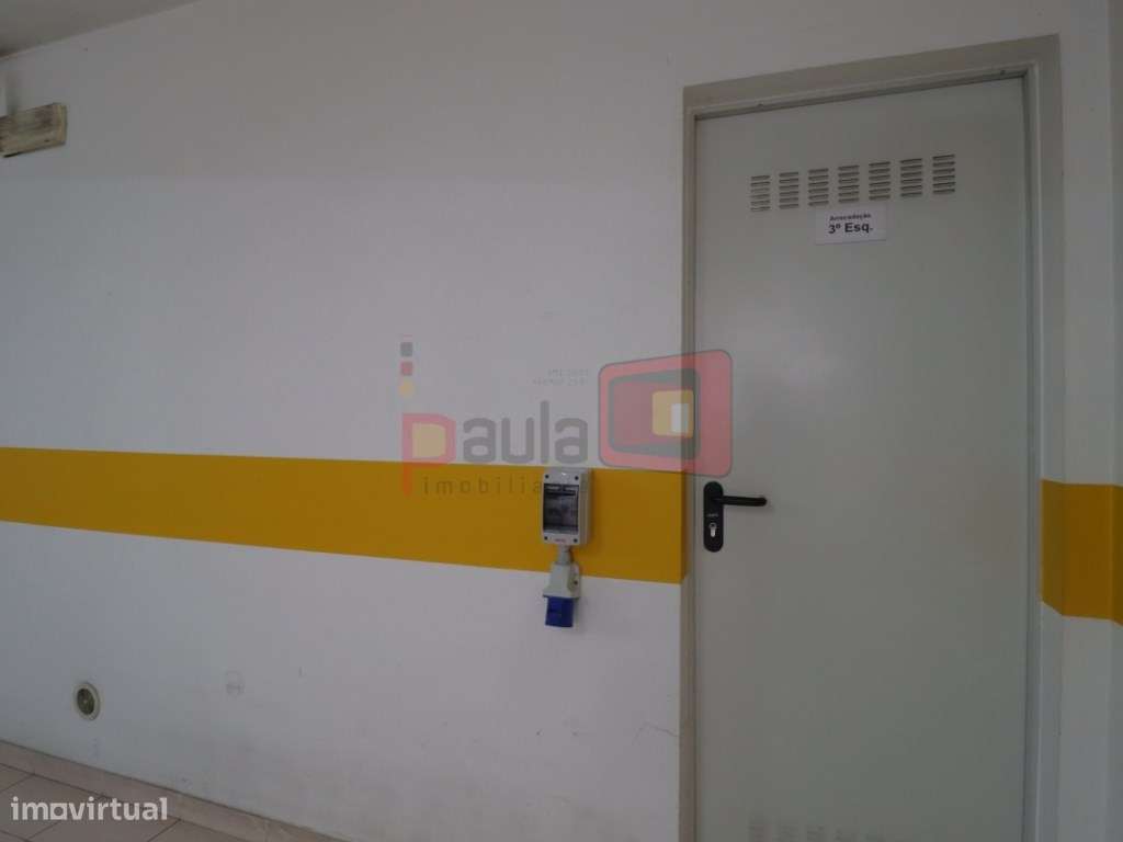 APARTAMENTO T3 MONTIJO COM PARQUEAMENTO E ARRECADAÇÃO-47