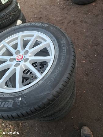 Felgi Koła letnie Jaguar E-Pace Land Rover 7Jx17 ET45 225/65R17 106V BJ32-1007-AE Michelin Latitude Sport 3 DOT 1720 2020 Rok - 4