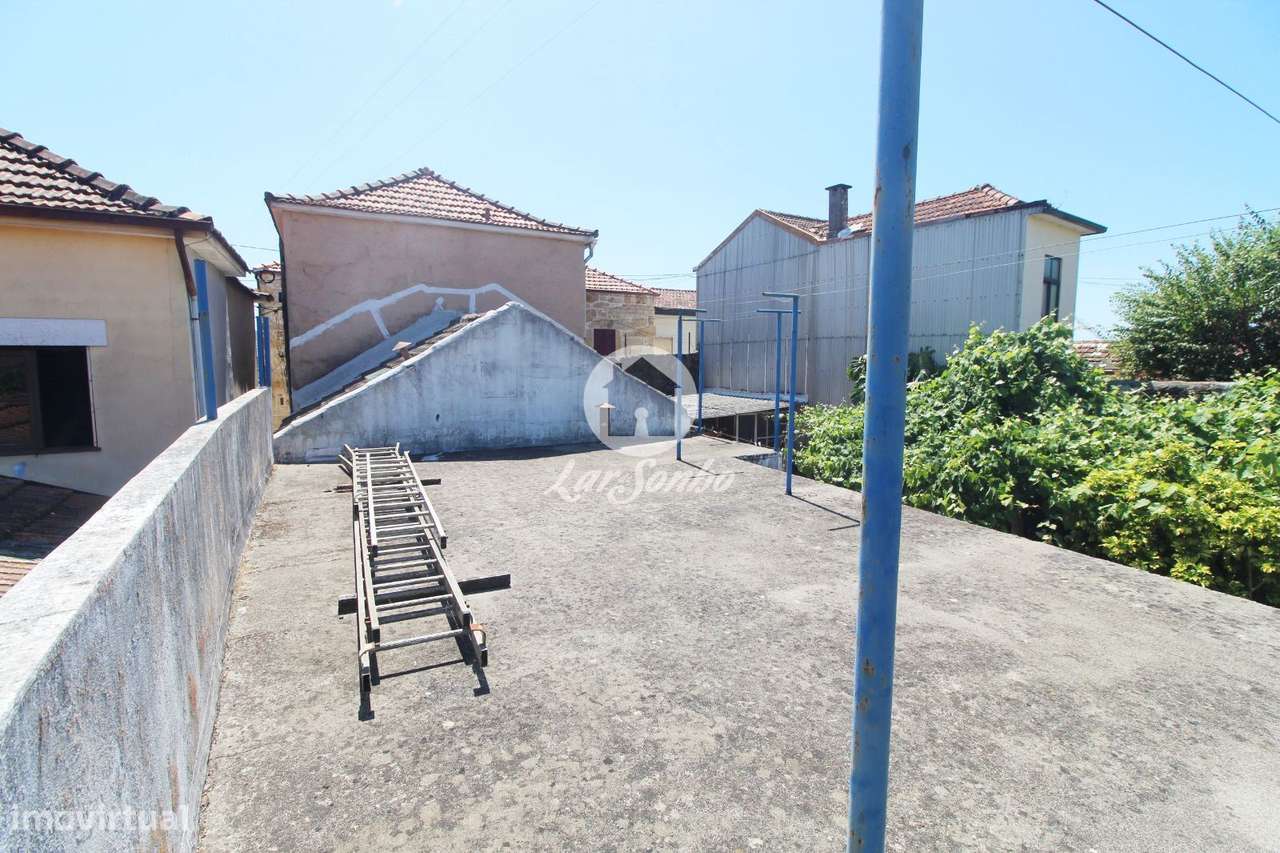 Andar Moradia T1 em Valbom, próximo a Gramido-10