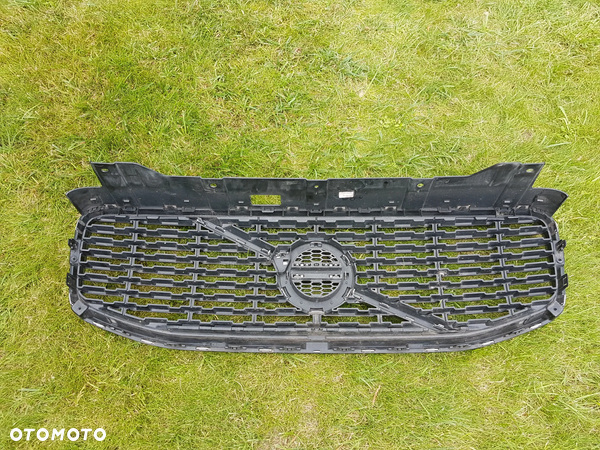 VOLVO XC60 II R-DESIGN 17-20 GRILL ATRAPA - 3