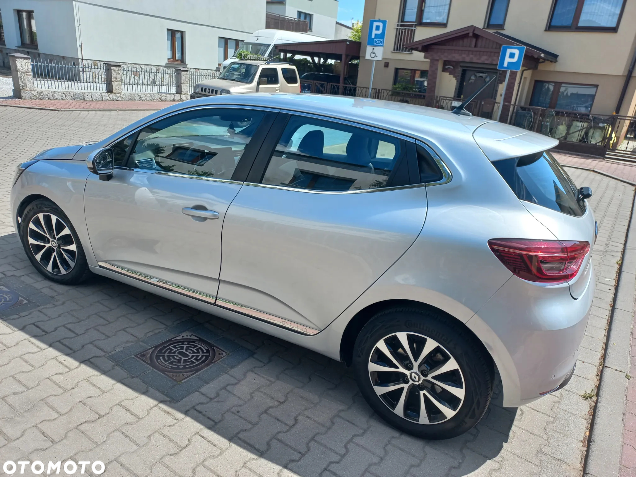 Renault Clio TCe 100 INTENS - 15