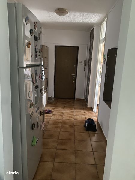 Apartament 4 camere Dristor  1 min de Metrou