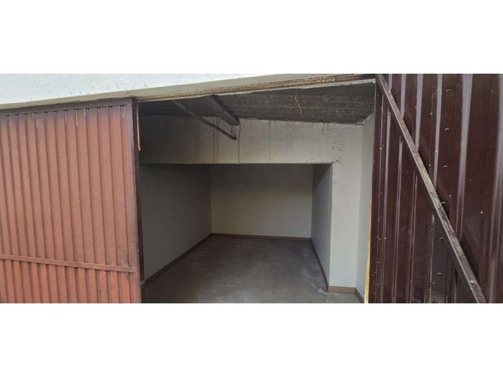 LOTE URBANO c/ 3 Moradias-26