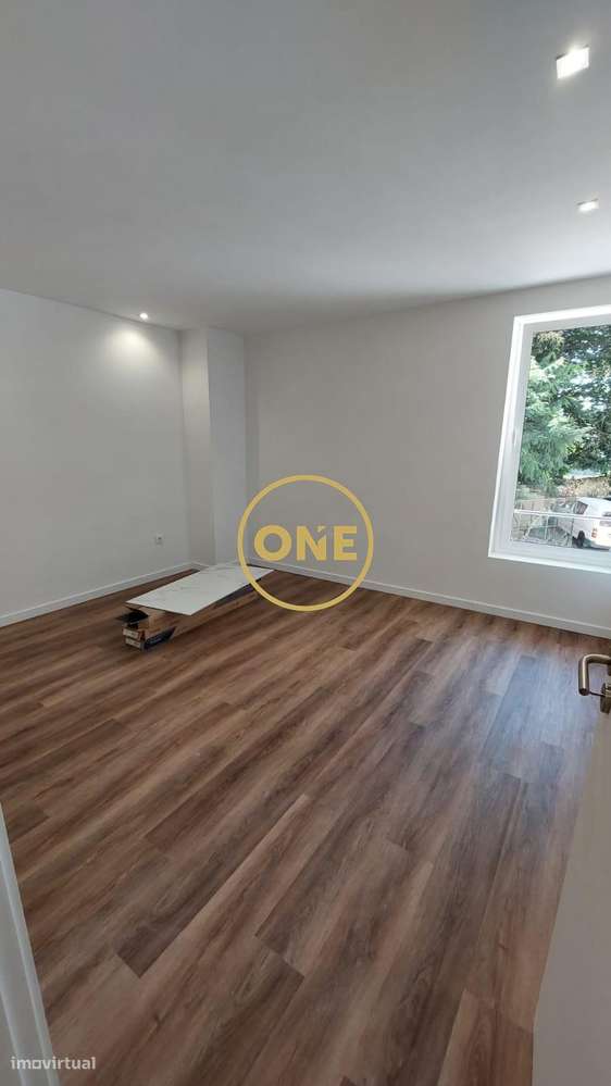 Apartamento Renovado T2+1 em Riba de Ave-8