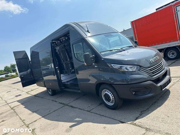 Iveco Daily L4H3 35S18V 18m3 pakiet CONNECT MANUAL - 10