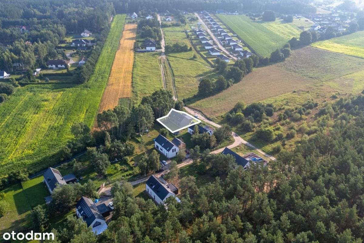 Nowoczesny dom z antresolą w otoczeniu lasu-18