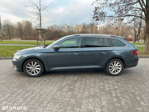 Skoda Superb 2.0 TDI Ambition DSG - 3