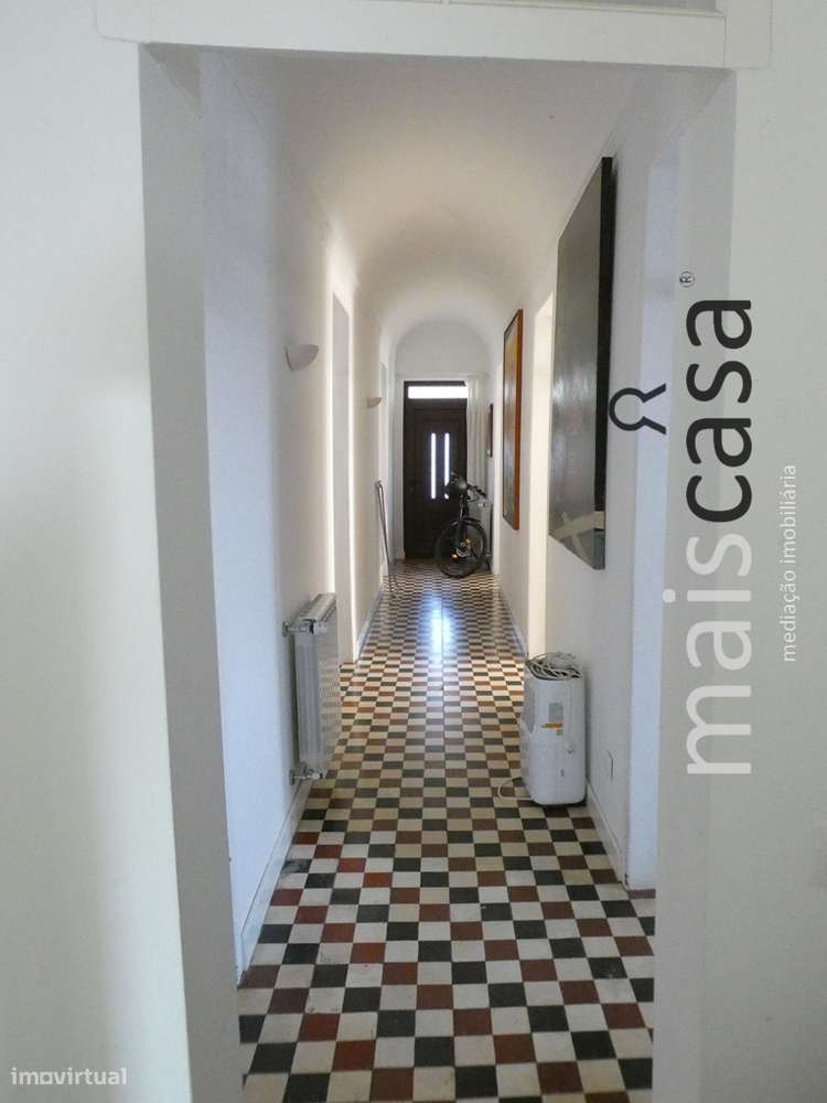 Herdade com Habitações, Piscina, Turismo, Canil e Campo de Jogos !-28