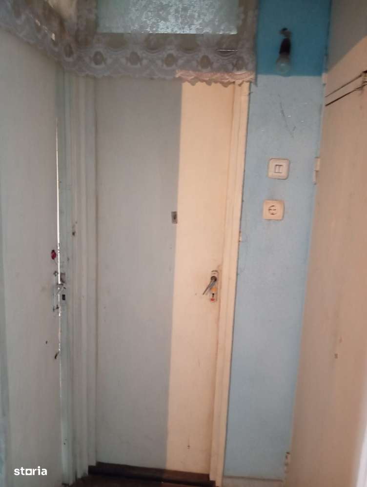 Apartament 2 camere, 48 mp, etaj 3,  ultracentral,   Rovinari - Imagine principală: 2/7