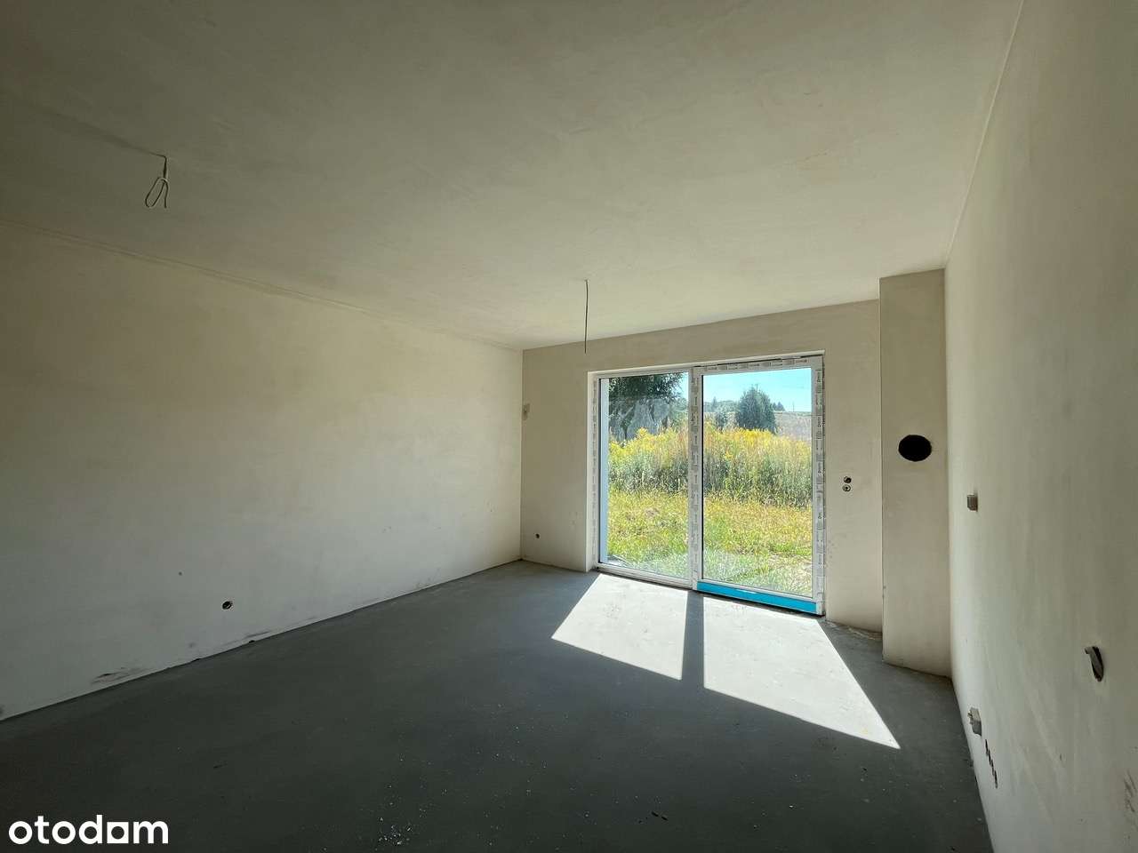 Apartament z ogródkiem i pięknym widokiem w cichej okolicy-8