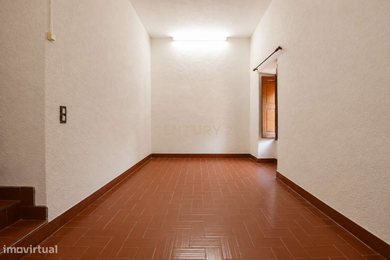 Moradia de Charme de 1926 com Jardim Centenário – Uma Oportunidade Úni-7