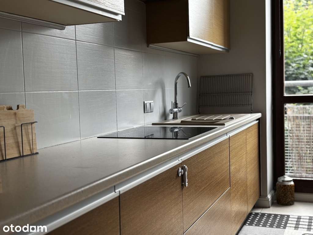 Przestrzenny apartament w Miasteczku Wilanów-14