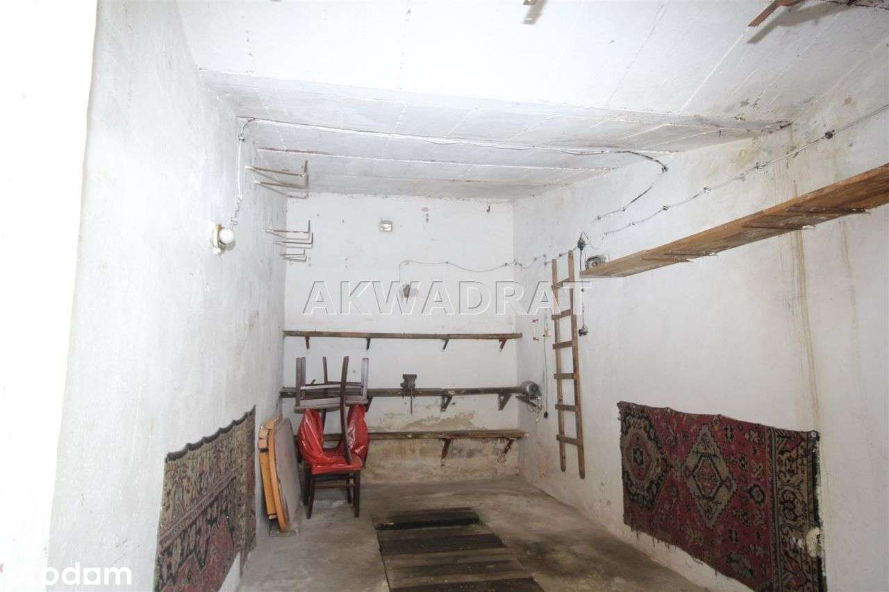 Garaż, Wałbrzych-3