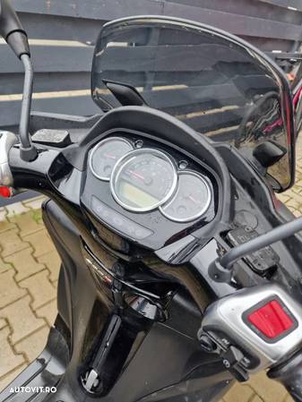 Piaggio MP3 300 HPE - 2