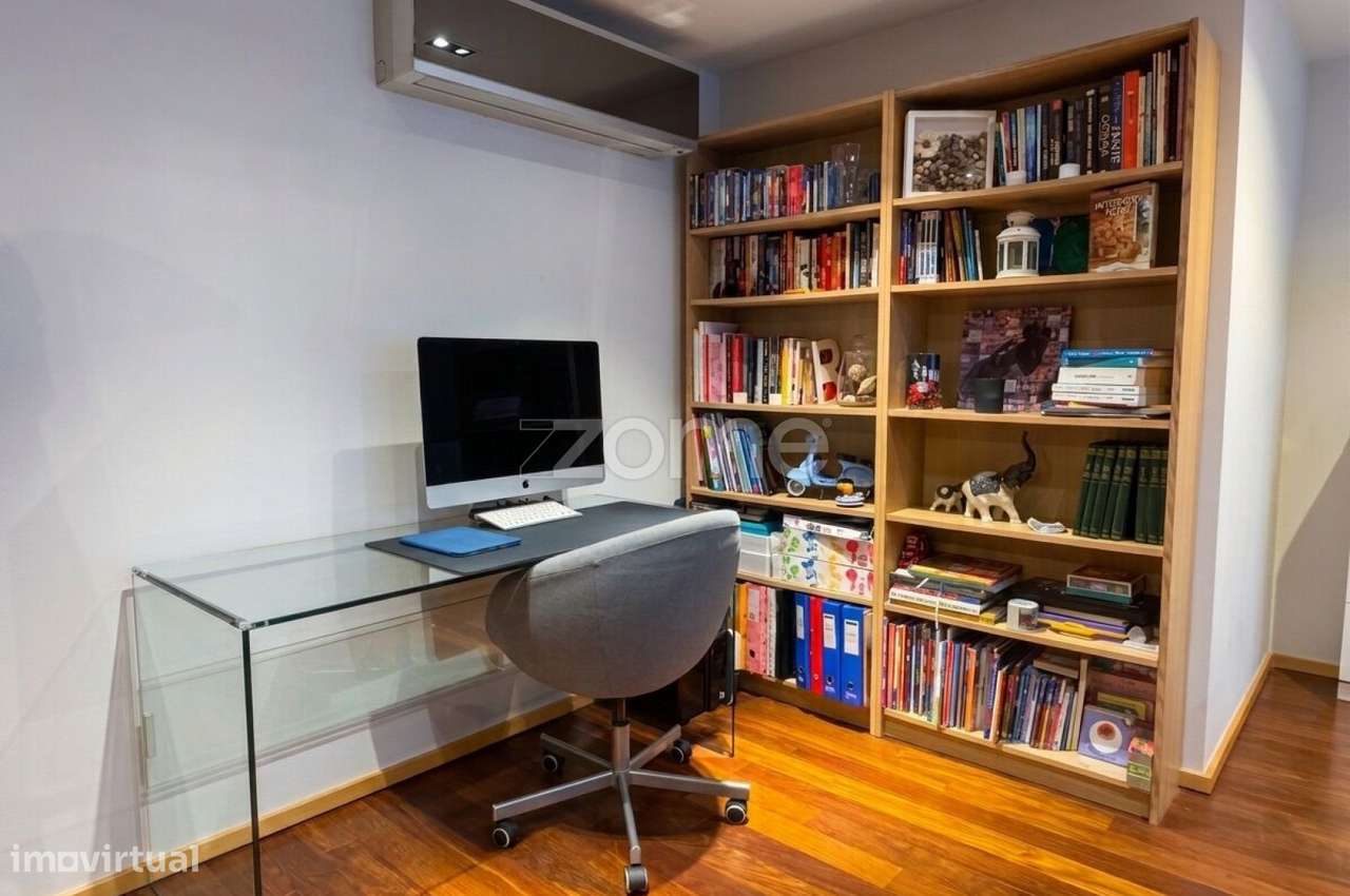 T2 Em Condominio Fechado Antas Premier