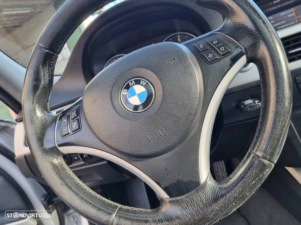 BMW 320 d Touring - 18