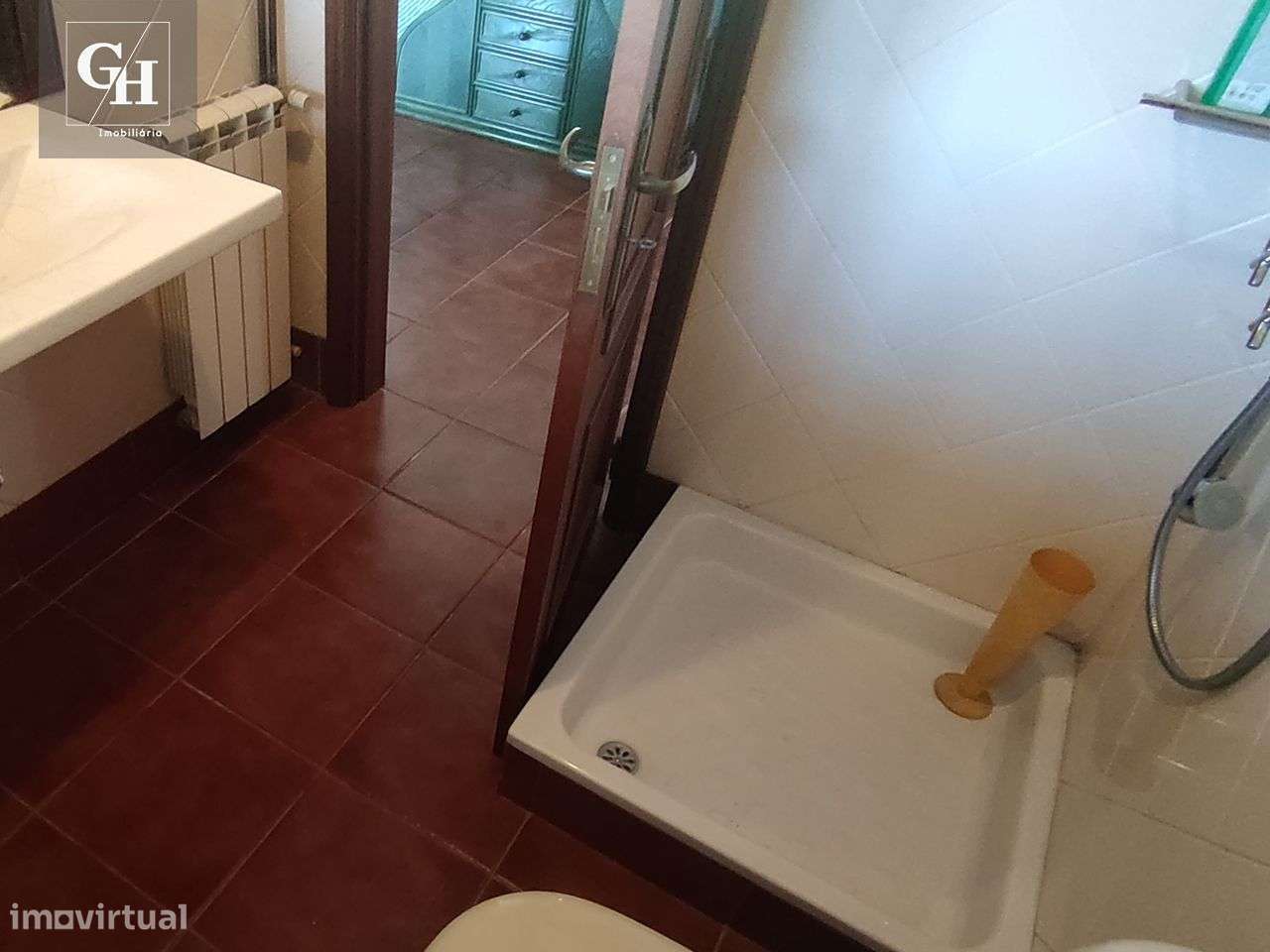 Moradia T3+1 com terreno de +/- 3000m² - Grande imagem: 5/48