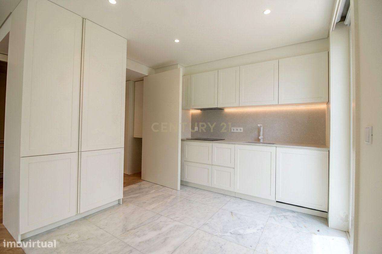 Apartamento T1 com vista de rio Tejo, em Alcântara, Lisboa-3