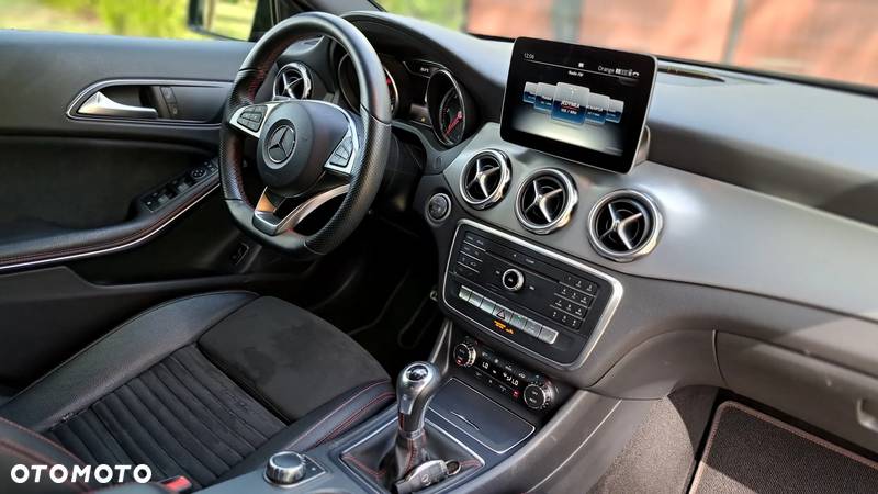 Mercedes-Benz GLA 200 (CDI) d AMG Line - 32